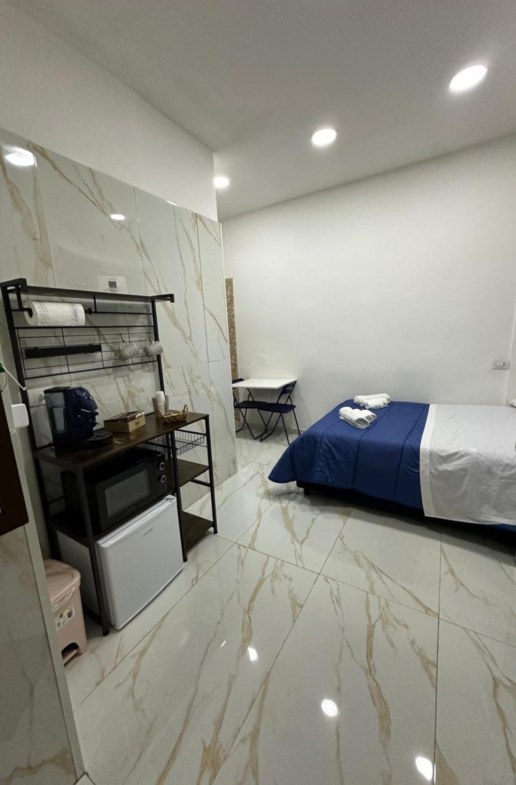 Swamy Home Napoli Esterno foto